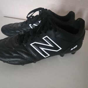 Mens New Balance Black Soccer Cleats 442 7.5 Wide